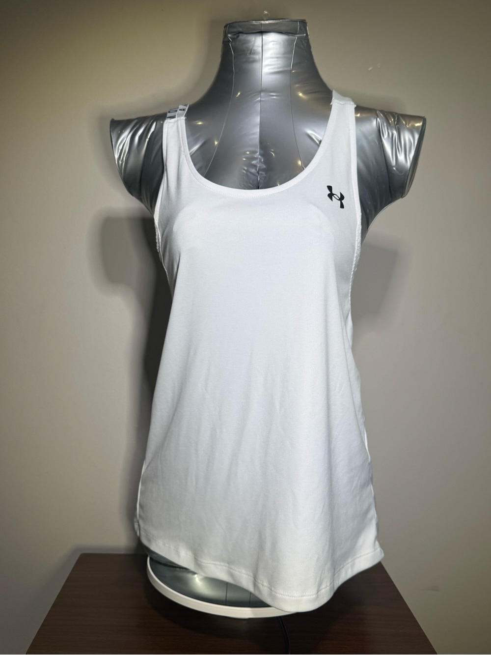 Under Armour White Women's Performance Tank - Scoop Neck